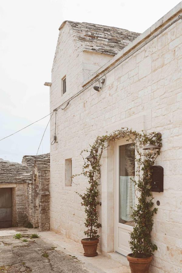 Trulli Lithos Suite Alberobello Exterior photo